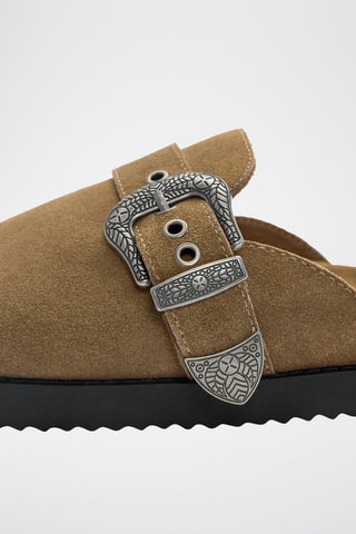 Nubuck Platform Clogs - Bruin