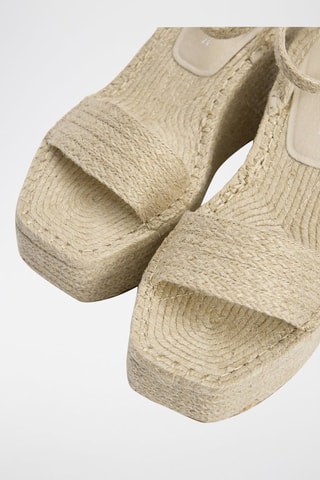 Sandales compensées - Beige