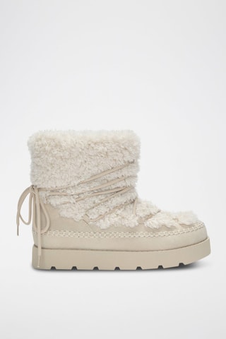 Gevoerde snowboots. Beige