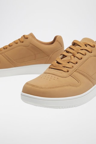 Sneakers - Camel