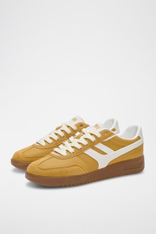 Sneakers - Mosterdgeel