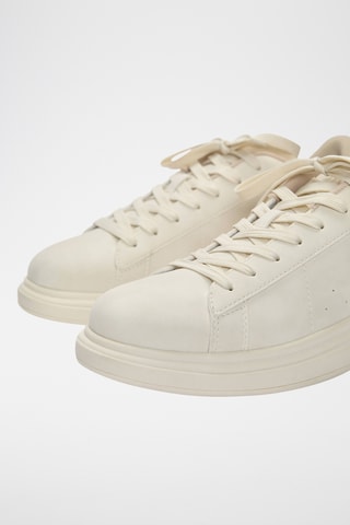 Sneakers - Ecru