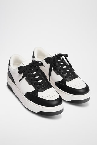 Sneakers - Wit en Zwart