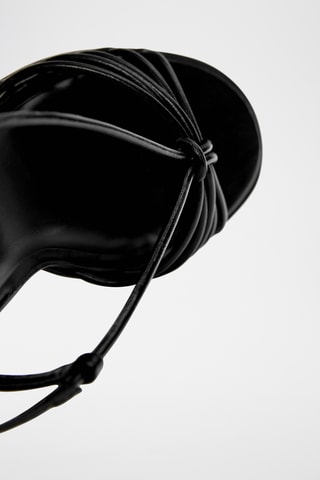 Sandales à talons - Noir