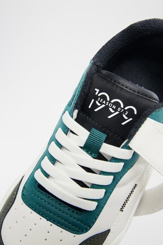 Sneakers - Wit en Kaki