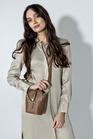 Buideltas Allison Bruin - Emily Westwood - Bruin