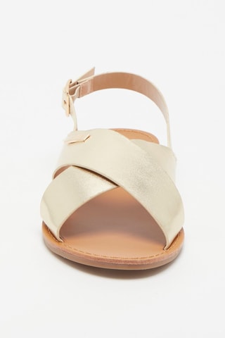 Sandalias de piel - 
Dorado