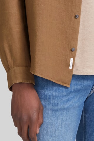 Camisa regular em linho - Castanho-claro