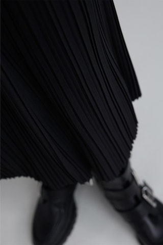 Saia plissada - Preto
