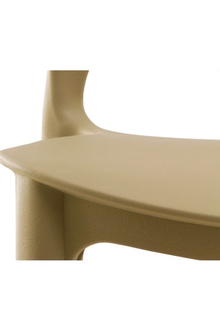 4 cadeiras empilháveis - 44 x 81 x 56 cm