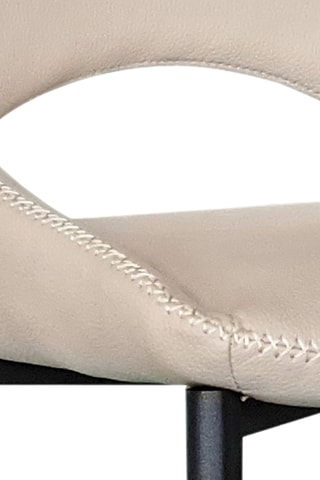 4 cadeiras - 49 x 84 x 59 cm