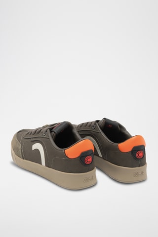 Sapatilhas em couro - Castanho