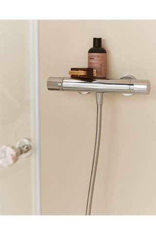 Mitigeur de douche thermostatique mural Oscar