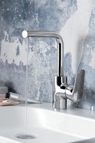 Mitigeur lavabo avec bec tube Aleo