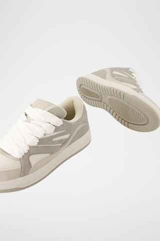 Baskets - Blanc et gris foncé