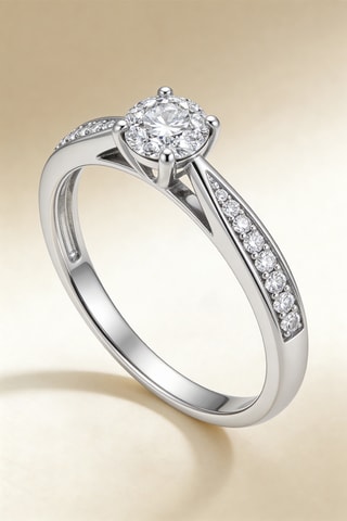 Solitario Radieux - Oro blanco y diamantes