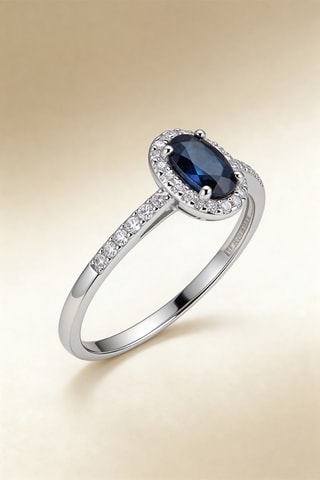 Anillo Royal Blue - Oro blanco, diamantes y zafiro