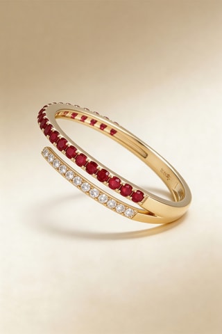 Anillo Lyson - Oro amarillo, diamantes y rubíes