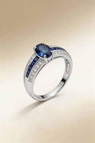 Anillo - 
Oro blanco, zafiros y diamantes