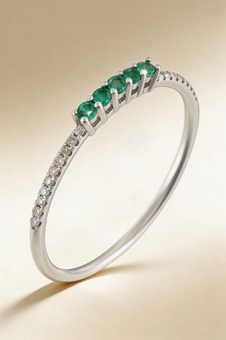 Anillo Lisière - Oro blanco, diamantes y esmeraldas