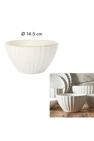 6 Aardewerk Kommen- 14,5 cm