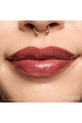 Bálsamo labial con color vegano 12 h Fat Oil Slick Click - In the Drafts - 13 g