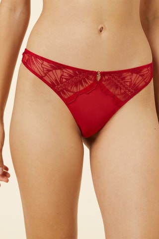 String Sexy Sophistique Rood