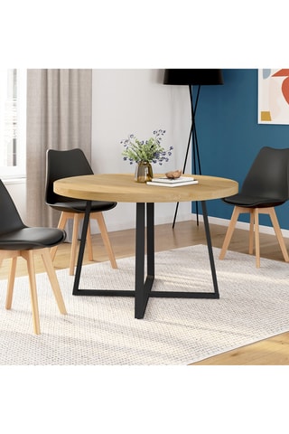 Mesa de jantar - 150 x 110 x 75 cm