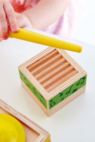 Caixas musicais encaixáveis - A partir dos 18 meses