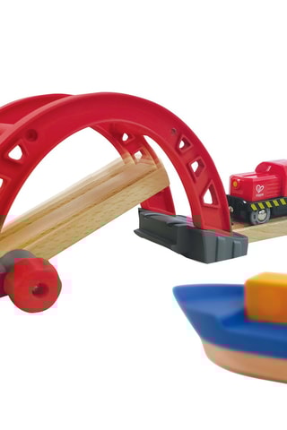 Circuito de trem de carga com porto marítimo - A partir dos 3 anos