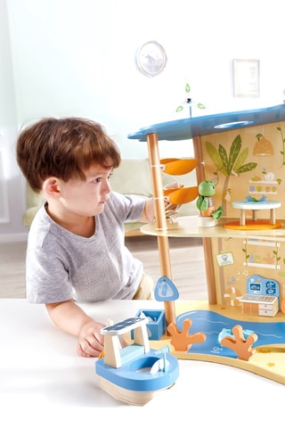 Casa de praia Salvamento dos oceanos em faia e madeira de schima - 47 peças - 4 aos 10 anos