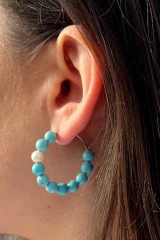 Orecchini a cerchio - Argento, perle coltivate d’acqua dolce e turchesi
