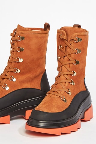 Bottines en cuir de chèvre nubuck Noho - Camel et noir