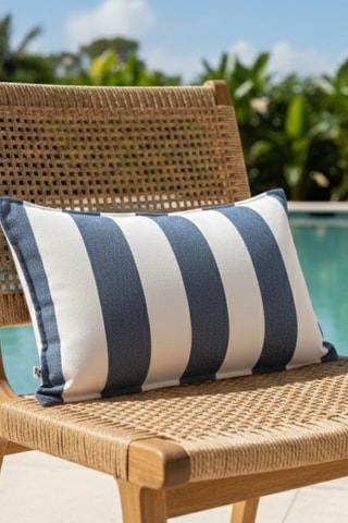 Copricuscino Noa - Bianco e blu scuro - 40 x 60 cm