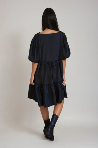 Vestido direito - Preto - Monki