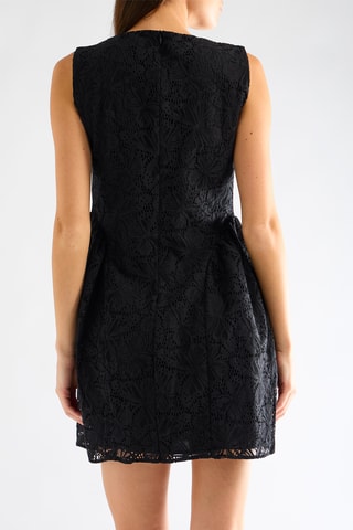 Robe patineuse en dentelle - Noir