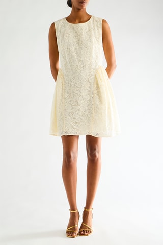 Robe patineuse en dentelle - Ivoire