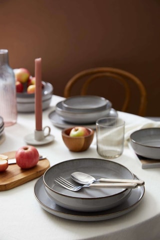 Service en porcelaine - 12 pièces