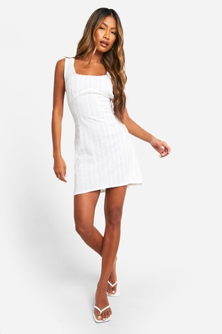 Abito a campana in sangallo - Ecrù