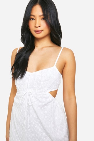 Abito a campana in sangallo - Bianco