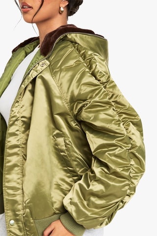 Bomber con cappuccio - Verde oliva