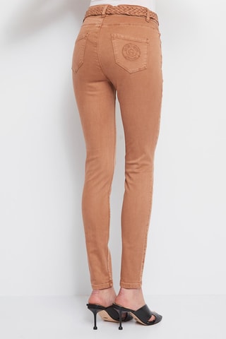 Broek 
Bruin