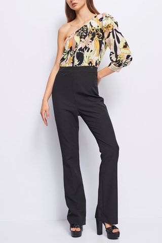 Macacão assimétrico 
Preto