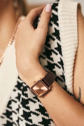 Set Doublé Roségoud en Diamanten Ion Quartz Leren Horloge en Ketting Florence