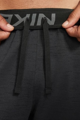 Yogashort - Zwart - Nike