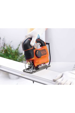 Scie sauteuse pendulaire filaire - 620 W