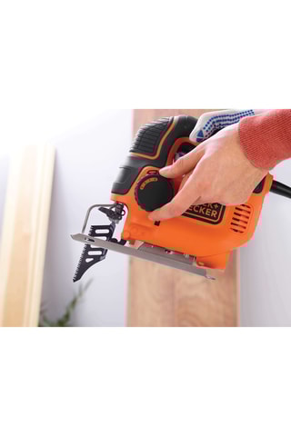 Scie sauteuse pendulaire filaire - 620 W