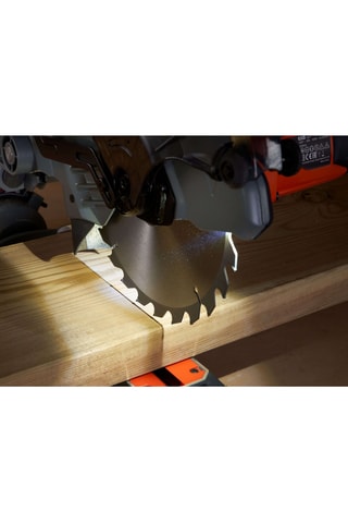 Scie à onglet filaire - 1500 W