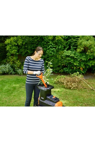 Broyeur de végétaux - 2800 W