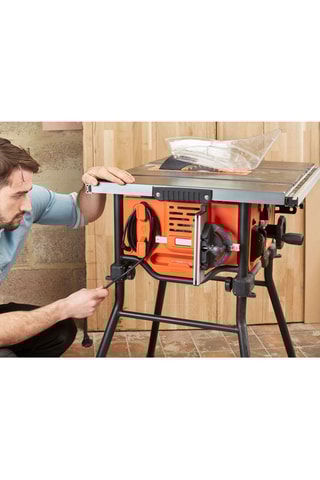 Scie sur table filaire - 1800 W